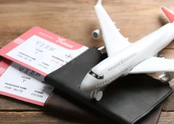 Sudah Bisa Dipesan, Tiket Pesawat Mudik Lebaran 2025 Resmi Turun 14 Persen