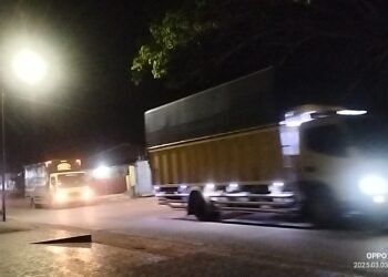 Mobil Kebut-kebutan Lewat Jalan Alternatif di Koto Baru Dharmasraya, Warga Mengeluh
