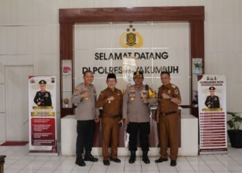 Wali Kota Zulmaeta Kunjungi Mapolres, Pastikan Keamanan dan Ketertiban di Payakumbuh