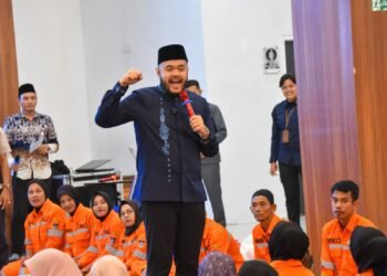 Wali Kota Padang Buka Puasa Bersama Ratusan Pasukan Orange, Dorong Kembalinya Piala Adipura
