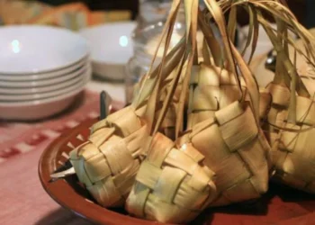 Kenapa Ketupat Identik dengan Perayaan Lebaran? Ini Filosofinya