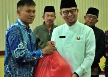 Guru PAI Bukittinggi Berbagi, Wakil Wali Kota Ibnu Asis: Bukti Nyata Kepedulian dan Solidaritas Sesama