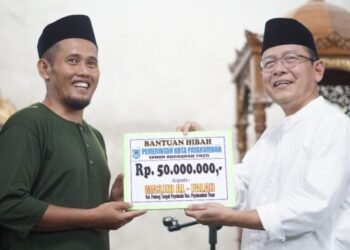 Pemko Payakumbuh Salurkan Bantuan Rp50 Juta untuk Pembangunan Masjid Al-Falah