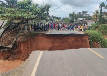 Cek Jalur Alternatif Sumbar-Jambi usai Jalan Lintas Sumatera di Bungo Terputus Total