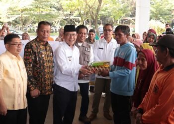 Pemko Payakumbuh Salurkan 2500 Paket Sembako Baznas