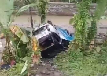 Video: Bus Terjun ke Sungai di Padang Pariaman
