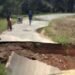 Video: Jalan Bukit Lantak Penghubung Pulau Punjung-Timpeh di Dharmasraya Terputus