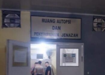 Polisi Tangkap Pelaku Penusukan Pria dalam Barbershop di Padang