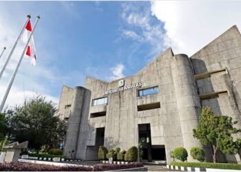 BEM Kritik Sumbangan Dana Wakaf Unand, Kampus Beri Penjelasan