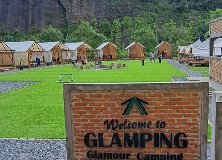 The Edge Harau Glamping, penginapan yang beralamat di Jalan Lembah Harau, Tarantang, Kecamatan Harau, Kabupaten Limapuluh Kota. Berdasarkan LHP BPK, pajak penginapan tersebut pada 2023 tidak disetorkan ke pemkab setempat. Foto: IST