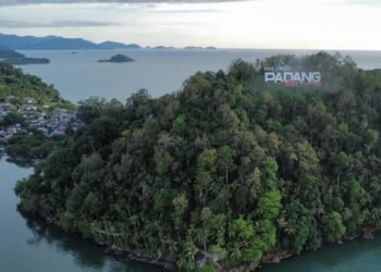 Landmark Ikonik ‘Padang’ di Gunung Padang Kembali Menyala