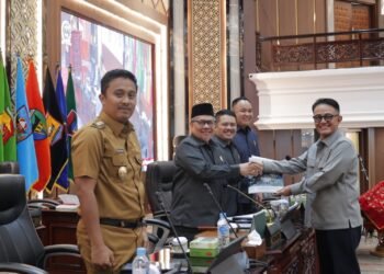 DPRD Sumbar Sepakati Rancangan Awal RPJMD 2025–2029, Soroti Pentingnya Penyempurnaan