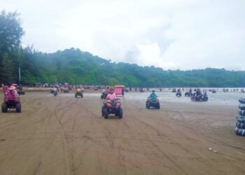 Cegah Pemalakan, Masuk Pantai Air Manis Padang Pakai Brizzi dan Karcis