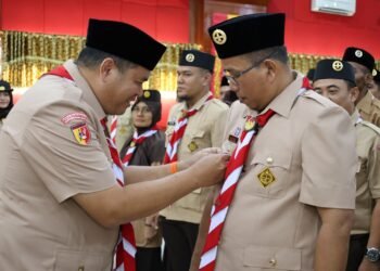 Yota Balad Lantik Ketua Kwarcab 0316 Gerakan Pramuka Kota Pariaman