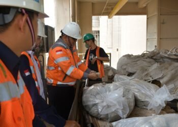 PT Semen Padang dan BI Sumbar Ubah Limbah Uang Jadi Energi Hijau