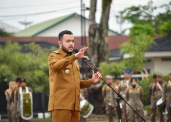 Usai Lebaran, Wali Kota Fadly Amran Pimpin Apel Satpol PP dan Tegaskan Komitmen Wujudkan Kota Padang Tertib