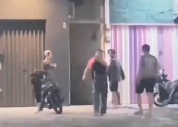 Viral Video Wanita Ditampar dan Ditendang di Padang, Polisi Telusuri Lokasi