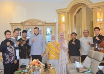 Wali Kota Padang Mulai Batasi Reklame Rokok di Ruang Publik