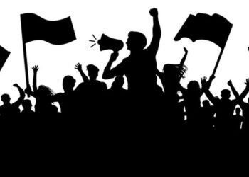 Demokrasi dan Kebisingan Politik