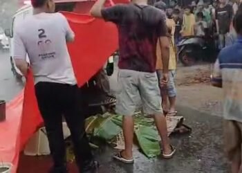 Kecelakaan Maut di Padang, Pemotor Tewas Tertabrak Truk