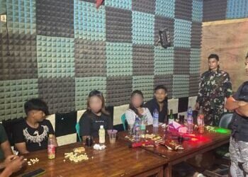Layani Tamu Pria, 2 Pemandu Karaoke di Pesisir Selatan Terjaring Razia Petugas