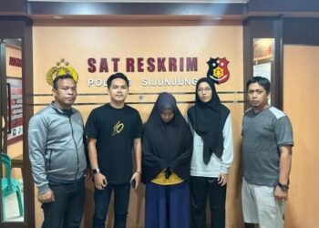 Janda Muda di Sijunjung Melahirkan di Tepi Sungai dan Buang Bayinya Gegara Malu