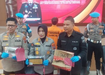 WNA Asal Brasil Ditangkap Polisi di Mentawai Gegara Hal Ini