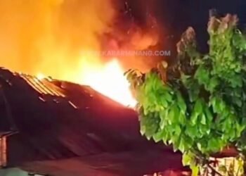 10 Bangunan Asrama Polisi di SPN Polda Sumbar Ludes Terbakar, Kerugian Capai Rp2,5 Miliar