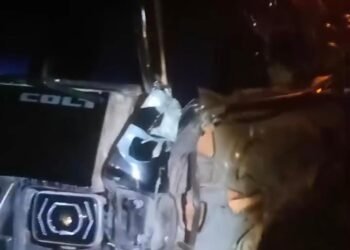 Mobil Pikap Tabrak Truk Parkir di Padang Pariaman, Satu Korban Kritis