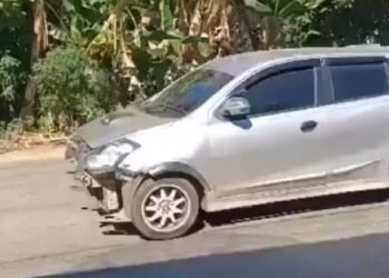 Sebuah Mobil Dilempari Warga di Pesisir Selatan, Dituduh Tabrak Lari