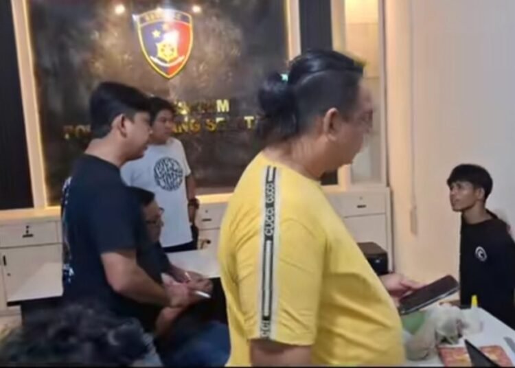 Sepasang kekasih di Padang ditangkap polisi karena ketahuan aborsi janin. (foto: Dok. Polresta Padang).