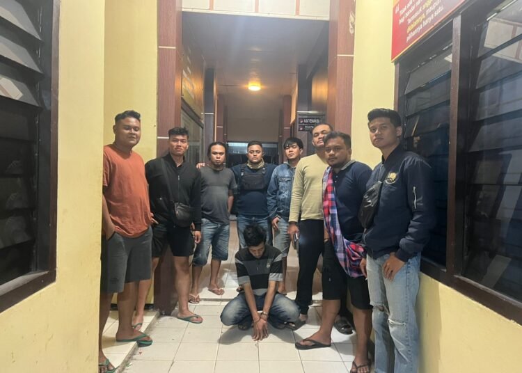 Pengedar sabu bernama Riyan (34) asal Padang diamankan di Mapolres Solok