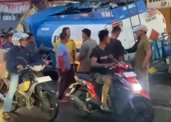 5 Kendaraan Tabrakan Beruntun di Tanah Datar, Korban 2 Orang