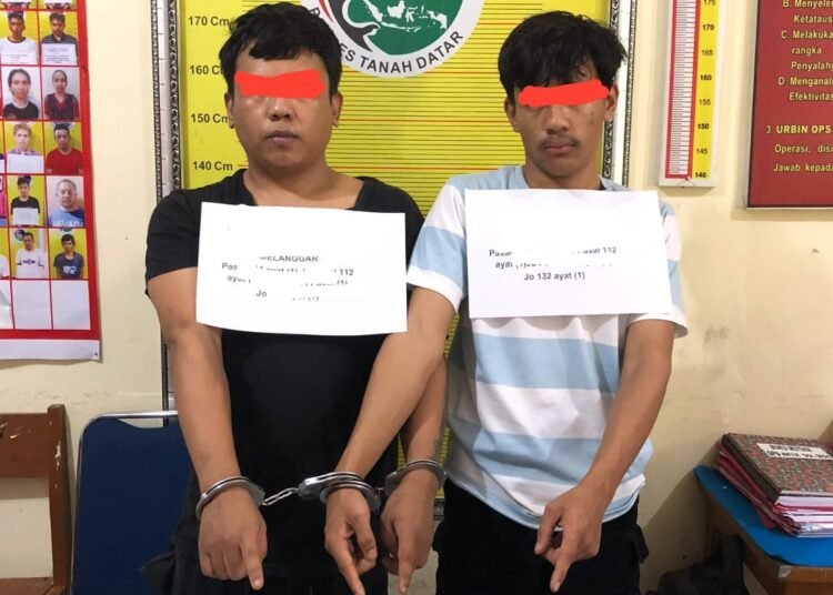Dua pria di Tanah Datar ditangkap atas kasus narkoba. (foto: Dok. Polres Tanah Datar)