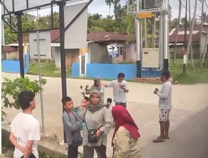 Tangkapan layar dugaan pungli di Pantai Air Manis Padang yang. IST