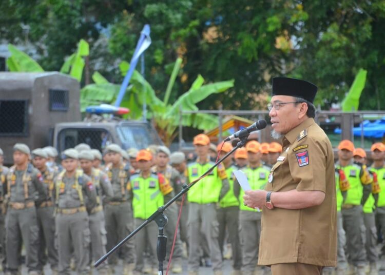 Apel Gelar Pasukan yang dipimpin langsung Wakil Wali Kota Padang, Maigus Nasir, di Lapangan Mako Satpol PP Padang, Selasa (10/5/2025)