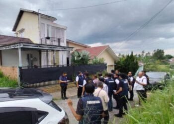 BNNP Sumbar Geledah Rumah di Payakumbuh Terkait 100 Kg Ganja, 4 Tersangka Sudah Diamankan