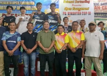 Ketua DPRD Dharmasraya Hadiri Penutupan Turnamen Bulu Tangkis PB Kinantan Cup IV