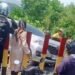Mesin Mati di Rel, Sebuah Mobil Ditabrak Kereta Api di Padang
