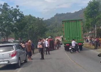 Kecelakaan Mobil Damkar di Solok, Lima Personel Dilarikan ke RSUD Arosuka
