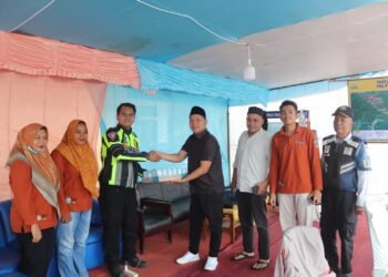 Ketua DPRD Kabupaten Dharmasraya Kunjungi Posko Lebaran 2025