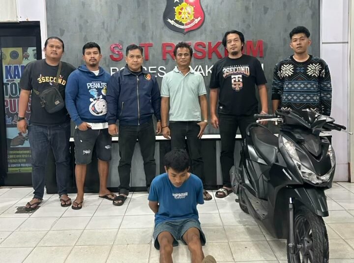 Salah satu pelaku diamankan di Mapolres Payakumbuh, Sabtu (16/8).