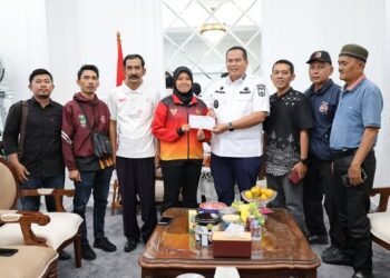 Wako Pariaman Lepas Dua Atlet ke Ajang SEA Games Thailand dan Asian Youth Games 2025