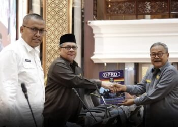 DPRD Sumbar Tetapkan Perubahan Tatib, Ada 12 Penyesuaian Pasal