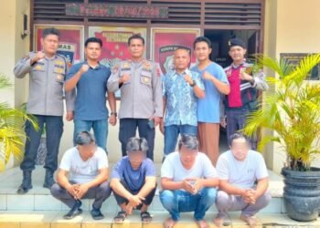 Empat Warga Sijunjung Tertangkap Tangan Berjudi di Dharmasraya