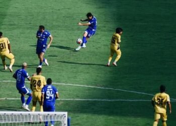 Babak Pertama, Persib Menang 1-0 Lawan Semen Padang FC