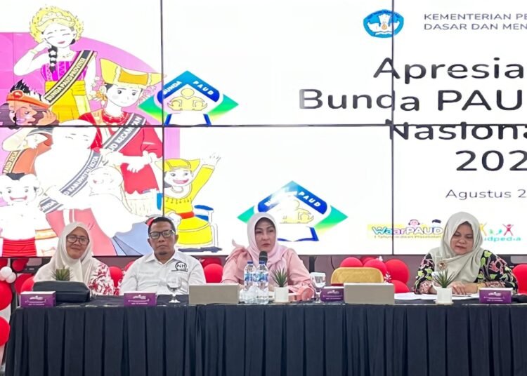 Pemko Padang Panjang menggelar rapat panduan teknis untuk menghadapi Lomba Apresiasi Bunda PAUD Tingkat Nasional 2025.