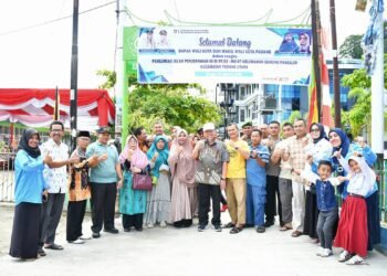 Wawako Padang Resmikan Jalan Hasil Swadaya Masyarakat