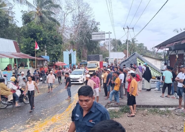 Kecelakaan di Jalan Raya Bukittinggi–Solok, tepatnya di Jorong Galanggang, Nagari Batu Taba, Kecamatan Batipuh Selatan, Tanah Datar, Rabu (20/8/2025).