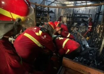 Sebuah Ruko di Padang Ludes Terbakar, Satu Orang Meninggal